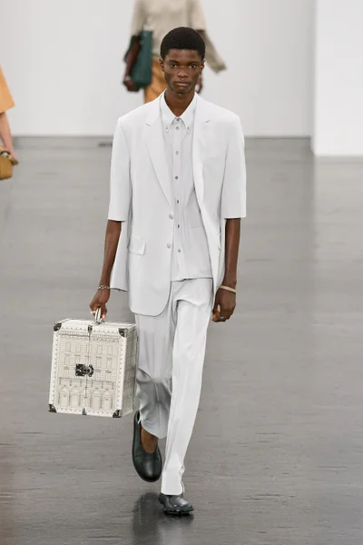 Look 45